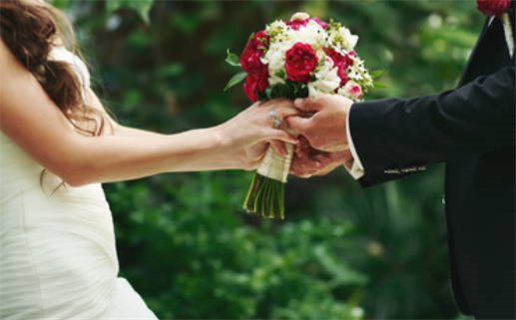 2025年05月01日(农历四月初四)结婚可不可以？ 办婚礼吉日宜忌查询