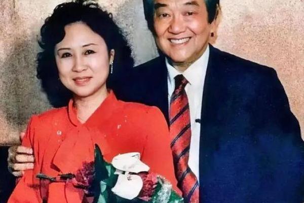 从琼瑶命理看人生轨迹与情感变化