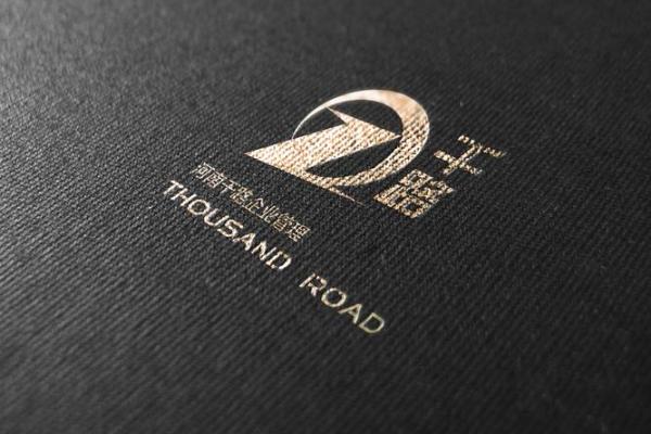 如何为企业管理公司选择一个独特且有吸引力的名字
