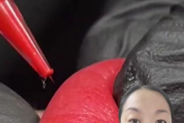 乌唇面相：揭秘财富与好运的神秘密码