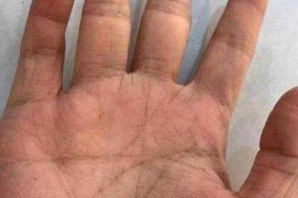 手相揭秘：劳碌命的你，命运如何？