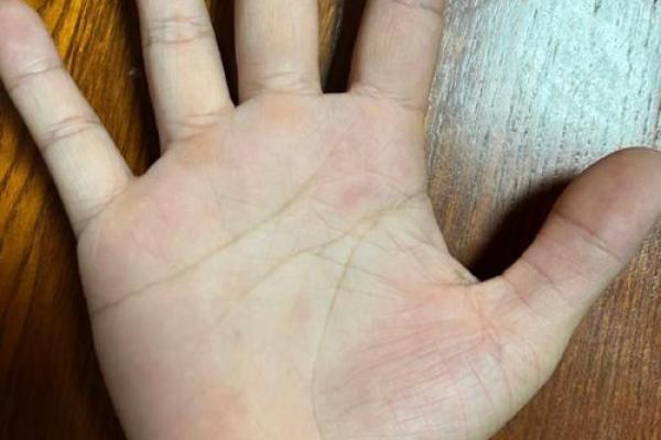 手相揭秘：这几个特征暗示你容易破财，快来看看你是否中招