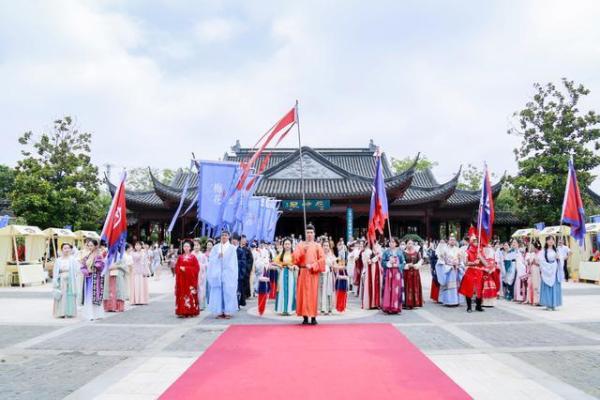 观音菩萨圣诞：揭秘千年传统民俗，全民狂欢盛典