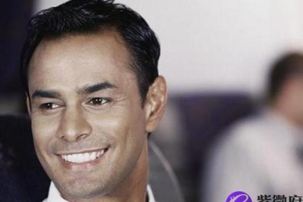 倒八字眉的男人面相，揭示了哪些隐藏性格？