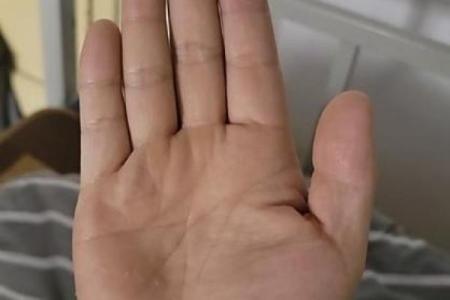 单身贵族的神秘印记：揭秘终身不婚女性的独特手相