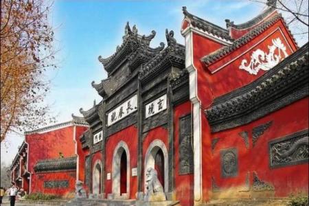 如何借助盲派八字改运，迎接更加辉煌的未来