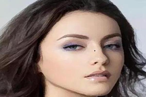 女生鼻尖上翘是个什么命？揭秘命运之谜