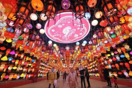 揭秘中国传统节日里的民俗风情：一场穿越千年的文化盛宴