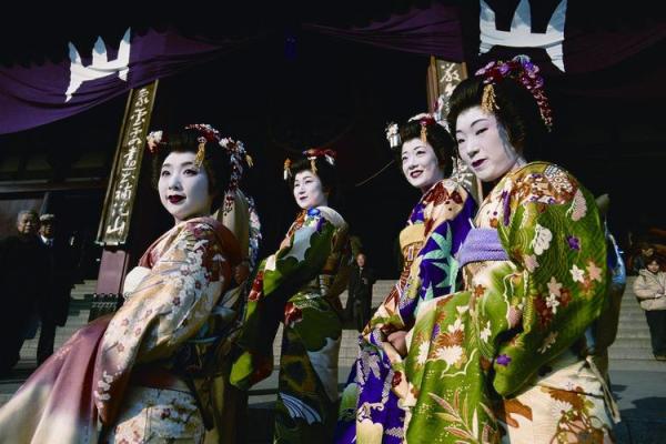 揭秘日本传统节日背后的神秘文化：节日名俗大揭秘