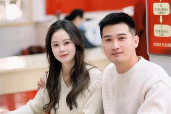 跨界奇缘女马与男鸡，姻缘天注定？