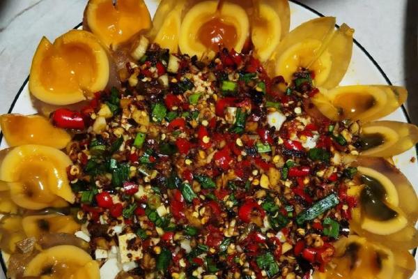 彝年盛宴：彝家美食，传承千年民俗风情